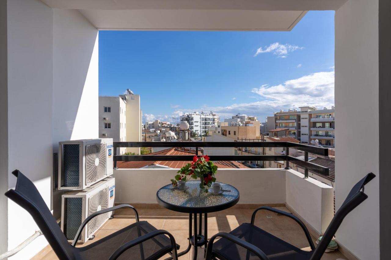 Polyn 1- Bedroom Apartment In Ларнака Экстерьер фото